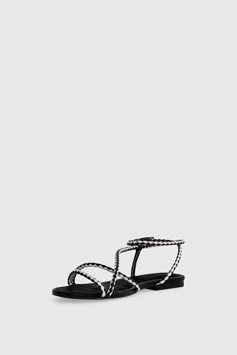 Ayla Sandal