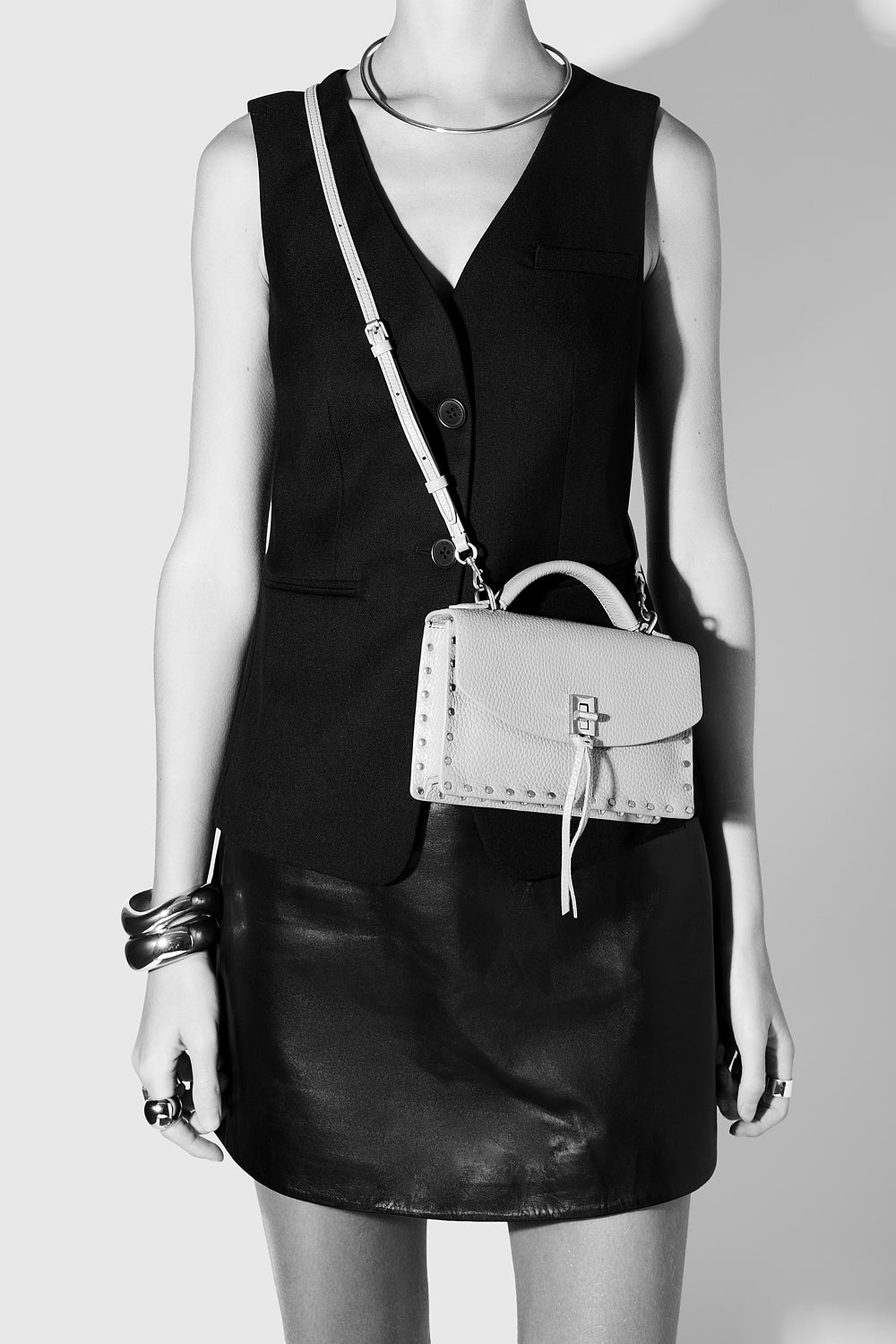 Darren Top Handle Wallet On Chain – Rebecca Minkoff