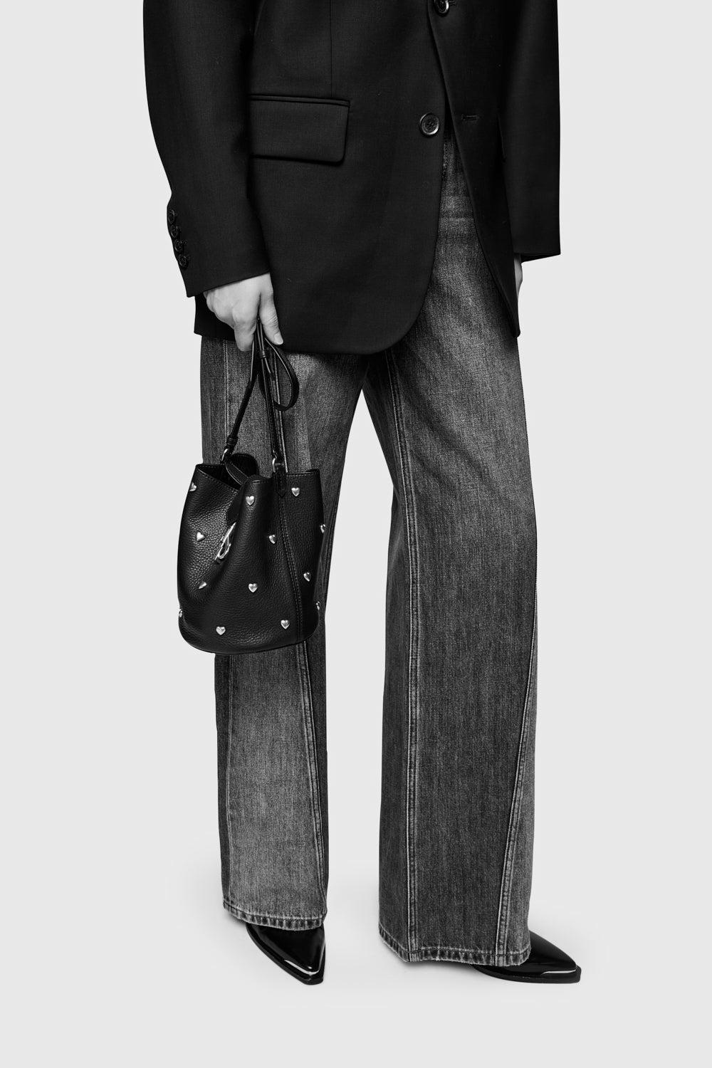 Small Heart Bucket – Rebecca Minkoff