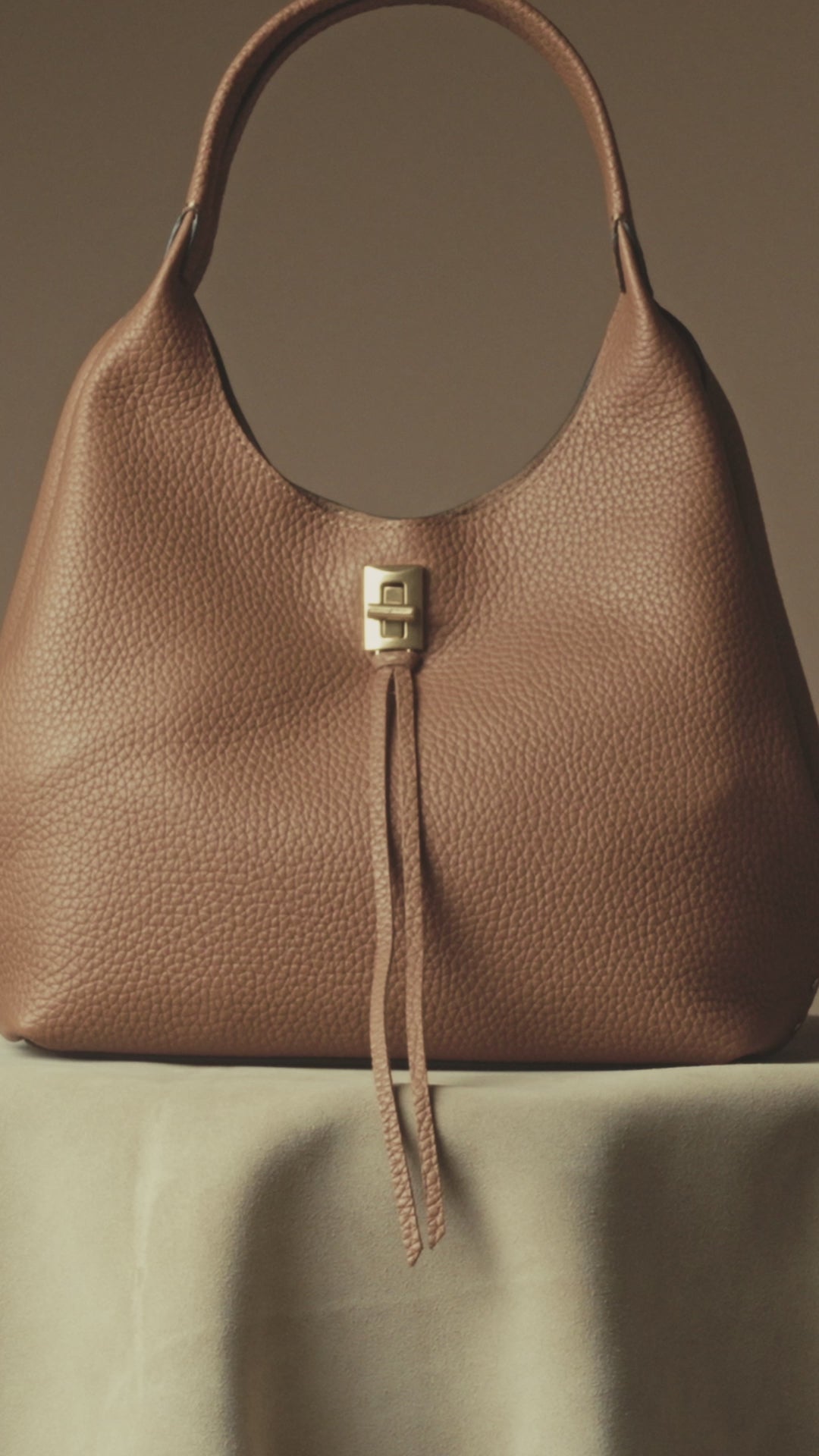 Darren Carrysome – Rebecca Minkoff